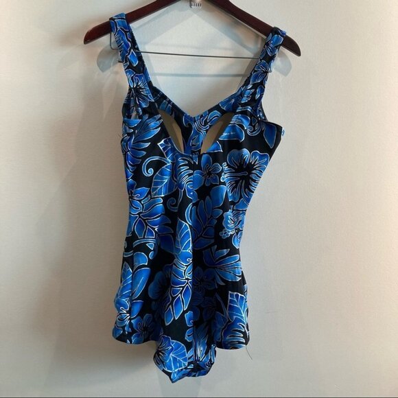 MAXINE OF HOLLYWOOD Sz 16 One Piece Hawaiian Floral Modest Ruched Swimsuit - Picture 4 of 9